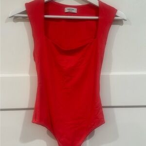 Aritzia Contour Esteem Bodysuit 🍒 limited edition colour 🍒